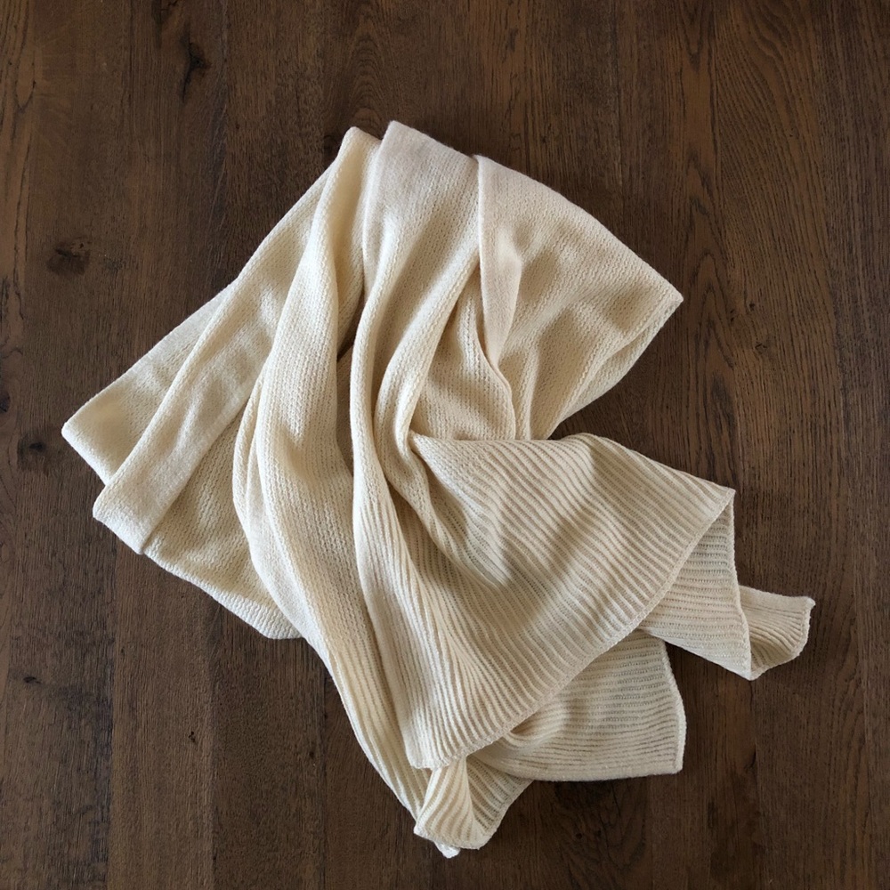 *NWT* Cream Long Scarf